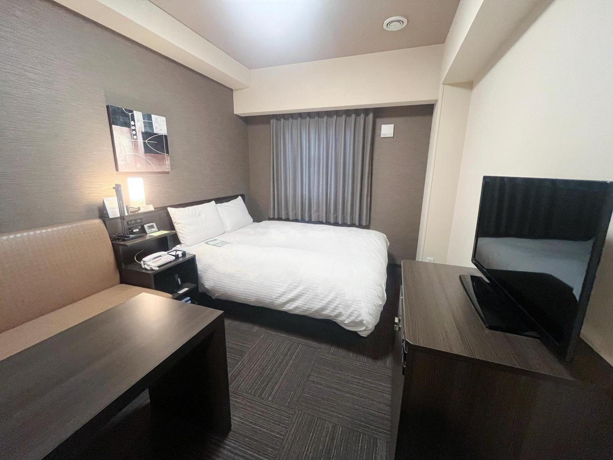 ​Hotel Route-Inn Ube​ Ngoại thất bức ảnh
