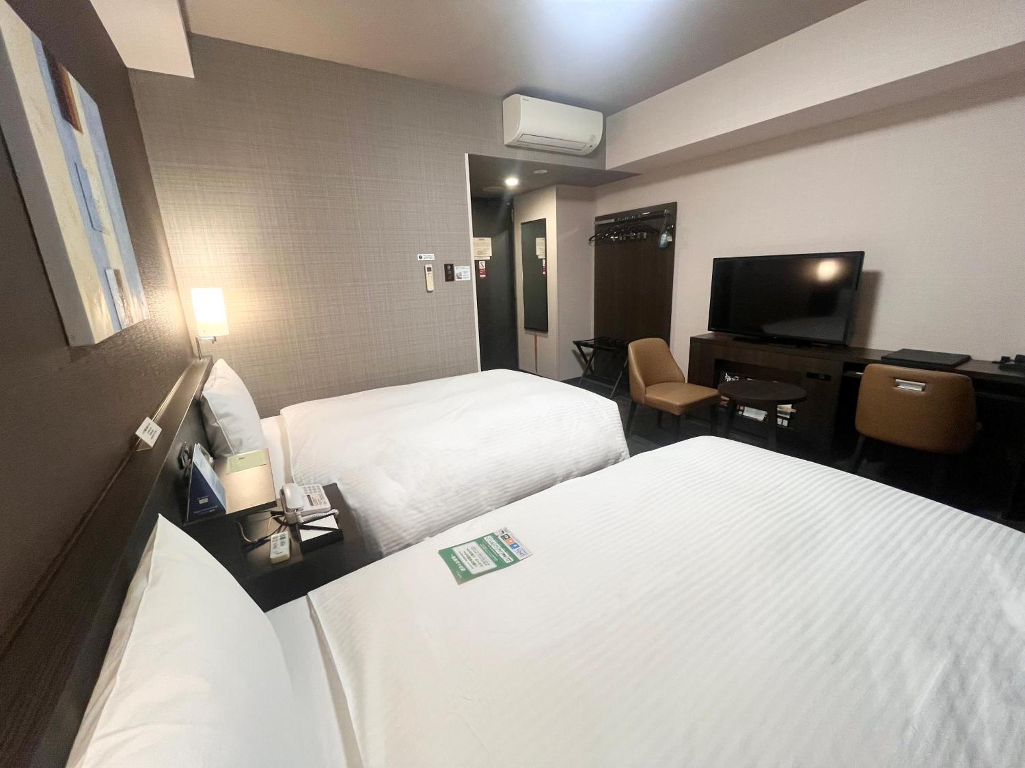 ​Hotel Route-Inn Ube​ Ngoại thất bức ảnh