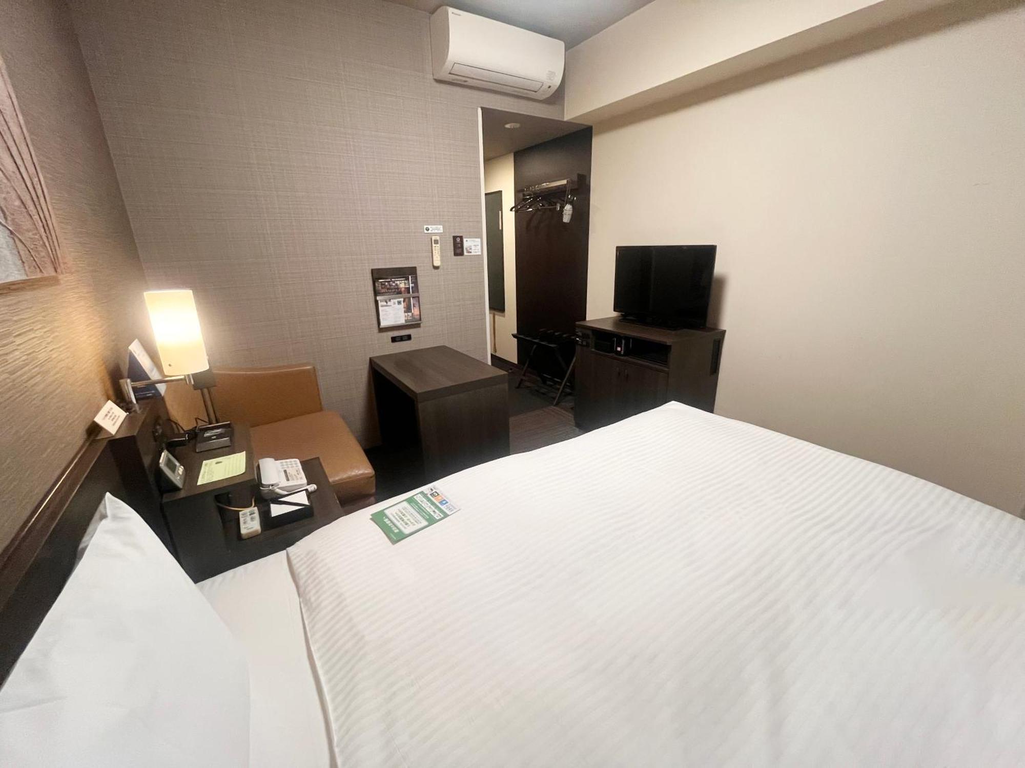 ​Hotel Route-Inn Ube​ Ngoại thất bức ảnh